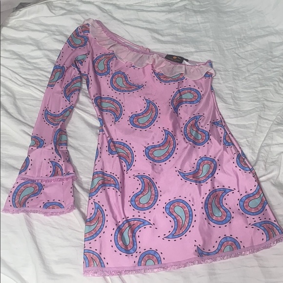 Pretty hippie costume - Picture 1 of 3